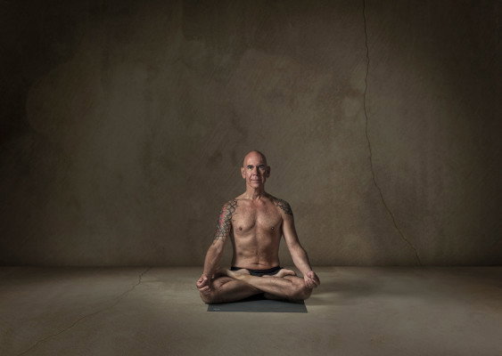 Men of Yoga bedrijfsfotografie Eyequote Oss studiofotografie
